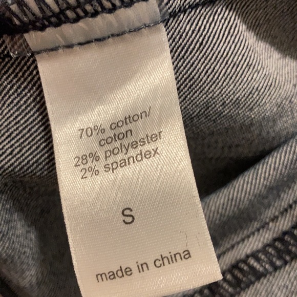 Maurices Cropped Denim Vest - Picture 7 of 12